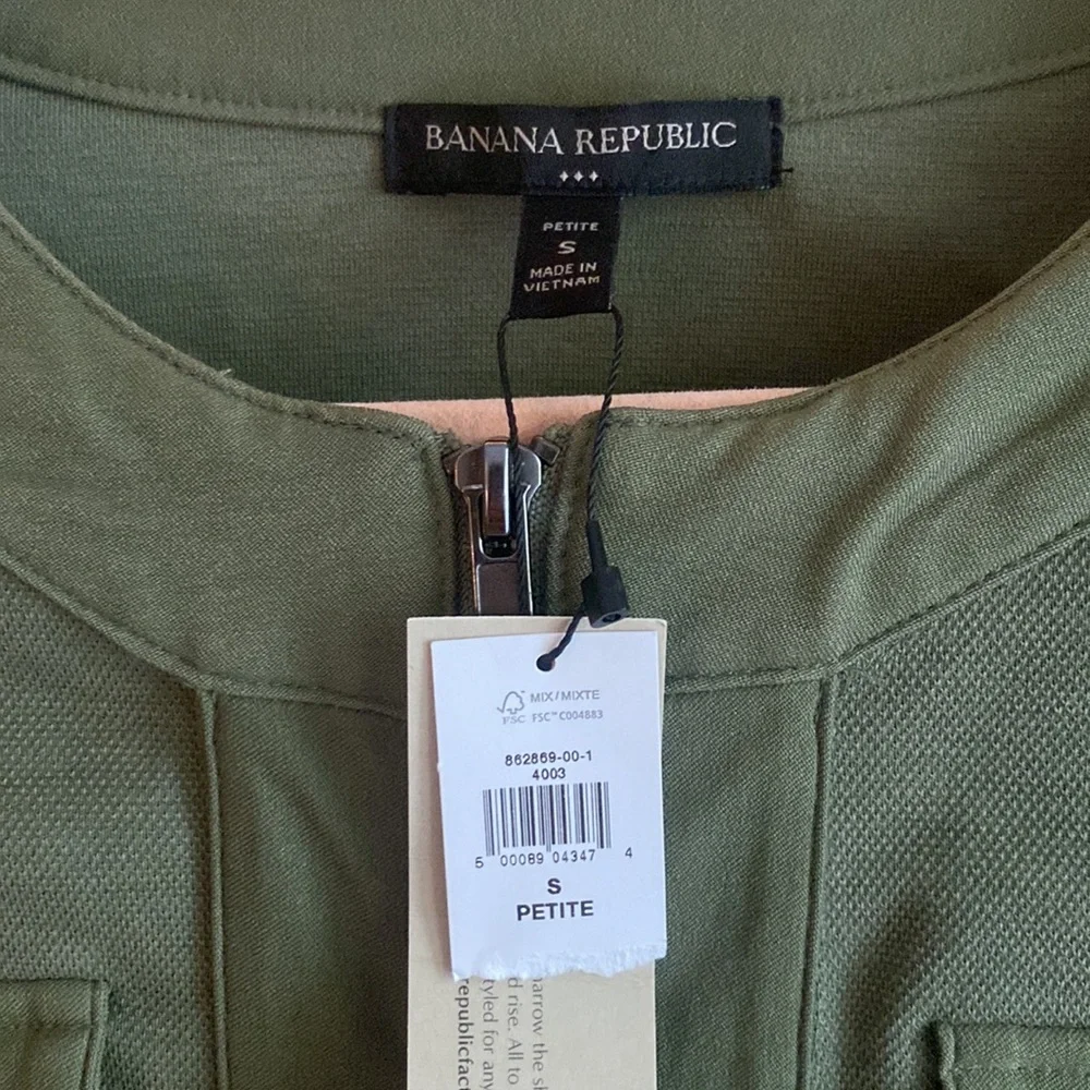 Green Jacket - Picture 3 of 5